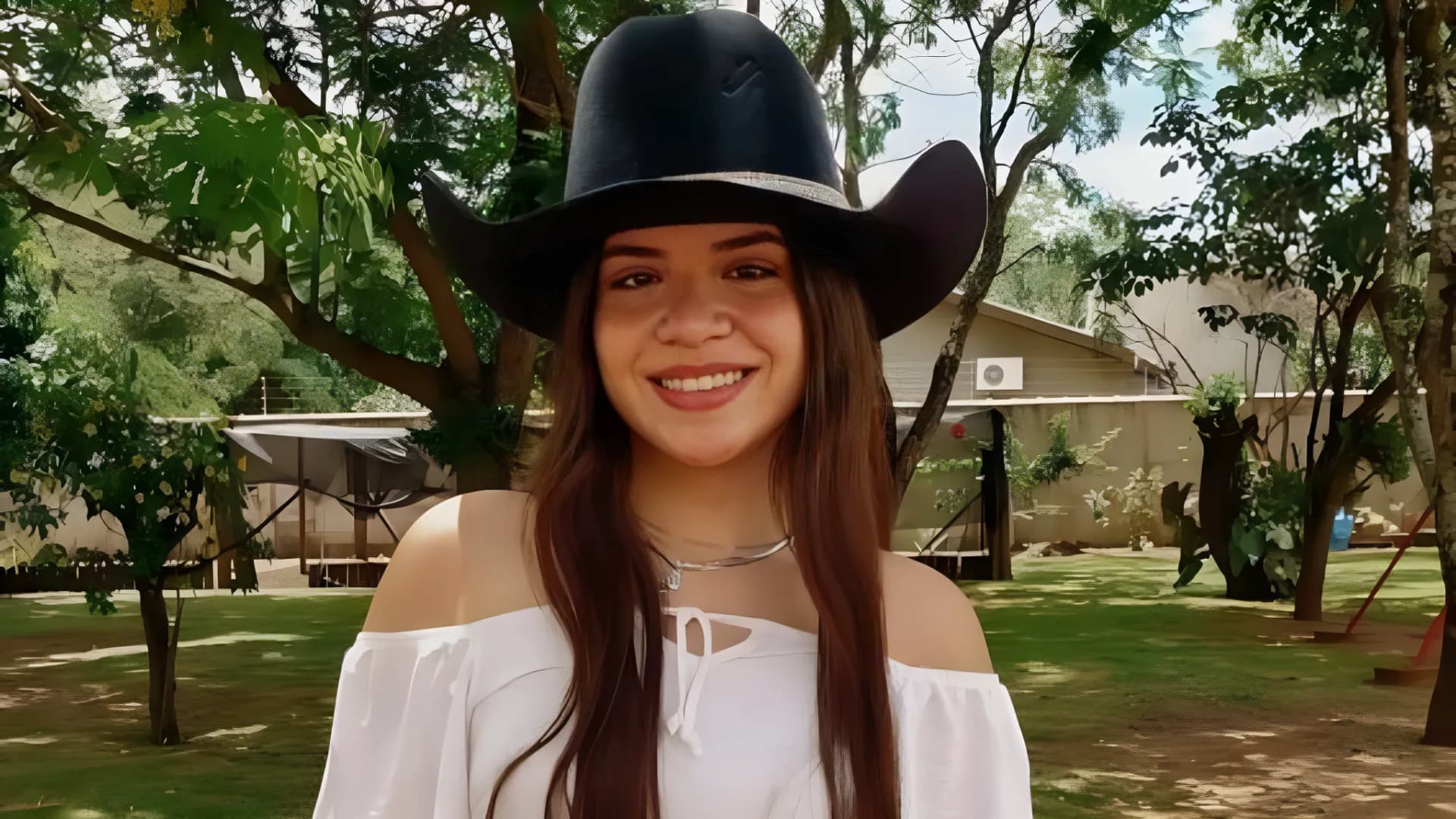 Helo Bariotti: Uma Artista em Construção Rumo ao Coração do Brasil